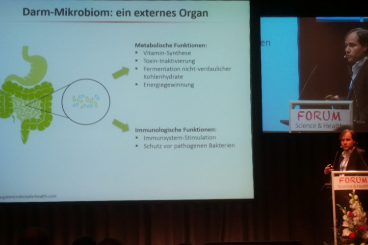 Prof. Matthias Willmann from Tübingen on the "external organ" intestine Prof. Matthias Willmann from Tübingen on the "external organ" intestine